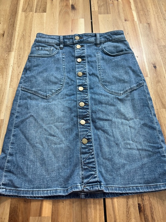 Kut from the Kloth Dresses & Skirts - Kut from the Kloth Studded Denim Skirt Size 2 Blue Western Yoke Jean Skirt